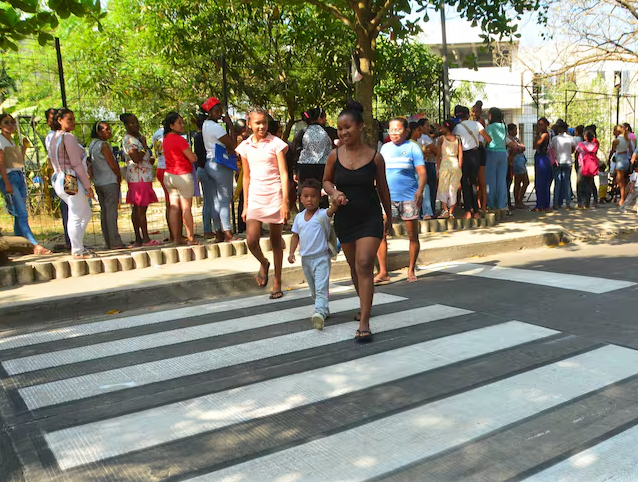 Cartagena interviene 60 colegios con señalización de tránsito para garantizar la seguridad vial escolar