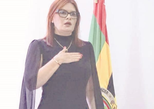 Designada nueva directora (e) en la CAS de Santander