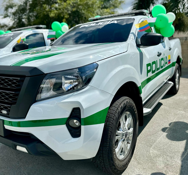 Seis municipios de Santander reciben nuevas camionetas para mejorar la seguridad