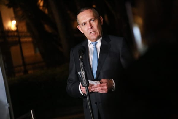 Presidente del Senado defendió actuación del Congreso para hundir Consulta Popular