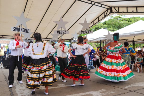 Zapatoca celebró el Día de la Madre y la Santandereanidad