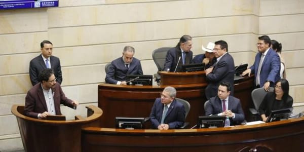 Senado hundió propuesta para una ‘consulta popular’