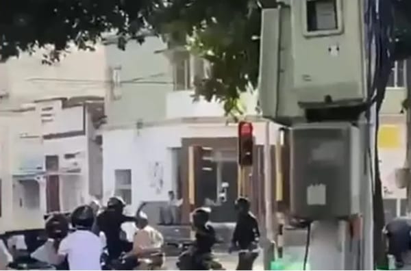 Extranjeros atacados por 'motoratas' que los despojaron de joyas, dinero y documentos