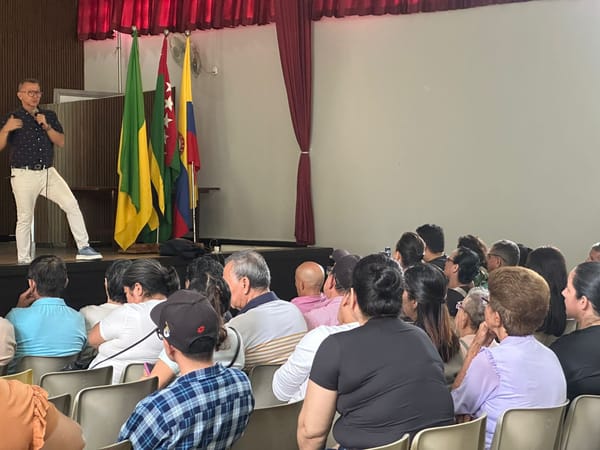 Alcaldía avanza con la legalización de barrios
