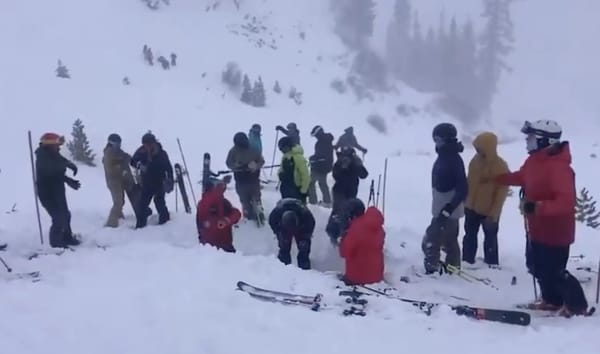 Cinco esquiadores muertos en Suiza
