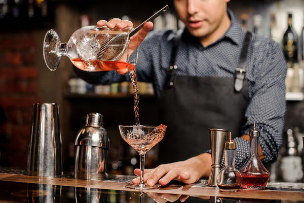 Dos bares colombianos conquistaron el ranking global de coctelería