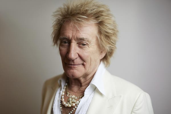Rod Stewart, a sus 80 años, sigue haciendo música y se prepara para recibir un homenaje