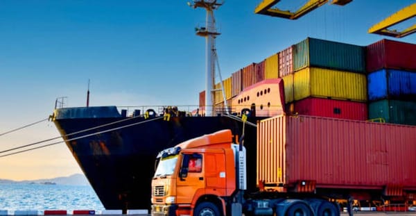 Nuevo decreto permitirá reembolso de impuestos a exportadores