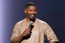Jamie Foxx desmiente teoría conspirativa que lo vincula con Diddy: “Puffy no intentó matarme”