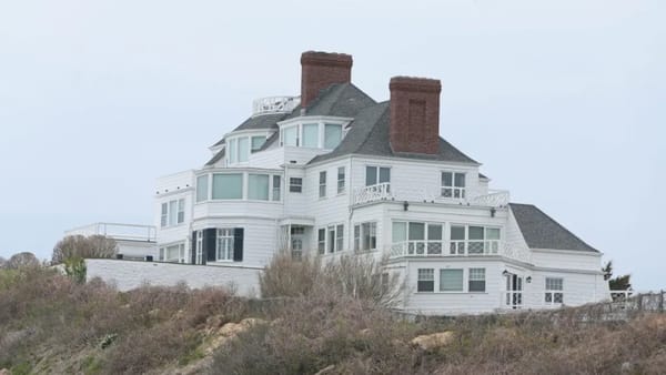 Macabro descubrimiento a solo metros de la casa de Taylor Swift