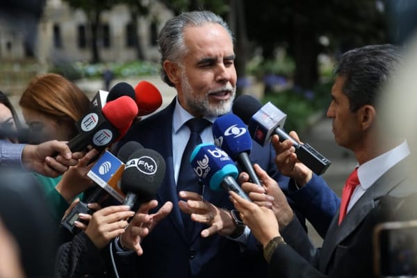 Es oficial, Consulta popular será llamada por decreto