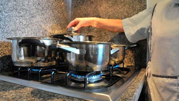 Inician devoluciones de dineros por alzas injustas en el servicio de gas. Estas son las regiones beneficiadas