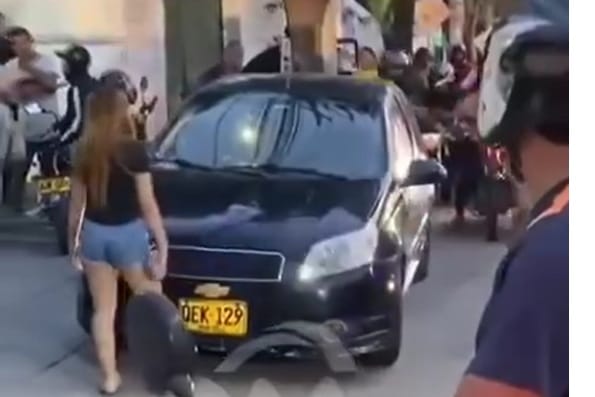 "¡Salga y de la cara!": hija estalla de furia al descubrir infidelidad de su padre