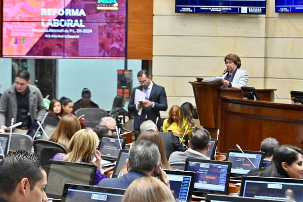 Senado retomó estudio de reforma laboral en último debate este miércoles