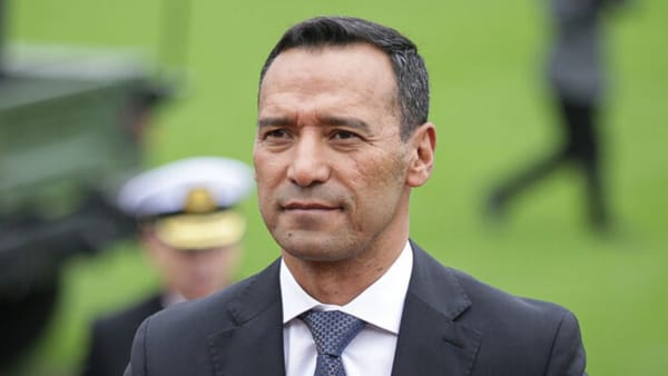 Ministro de Defensa de Colombia ofrece total respaldo al Presidente Gustavo Petro ante sedición de Leyva