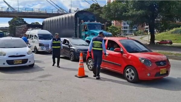 Operativos en puntos estratégicos para que florideños viajen seguros