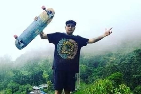 Deportista murió al ser arrollado por un auto cuando practicaba longboarding en Girón