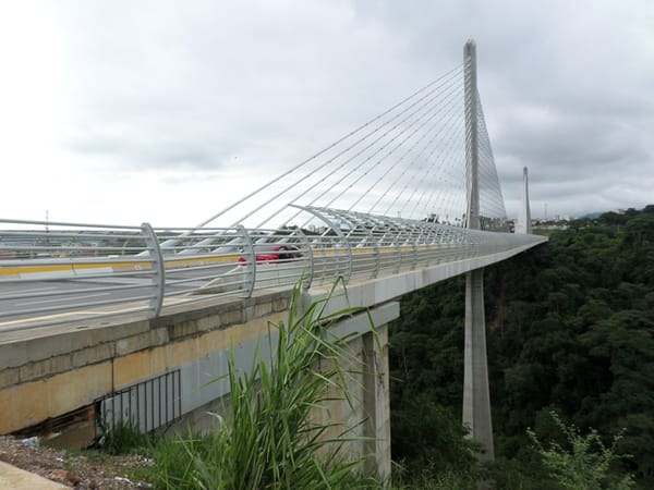 Cierran parcialmente el viaducto de la Novena y Cabecera por grabaciones