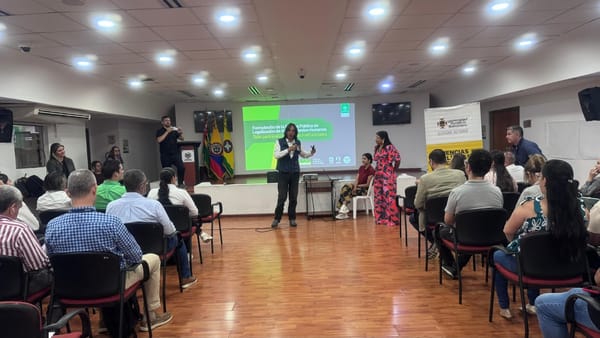Avanza política pública de legalización de barrios