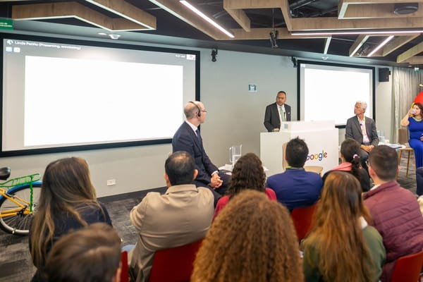 Abren inscripciones para 10 mil becas en IA, ciberseguridad y analítica de datos