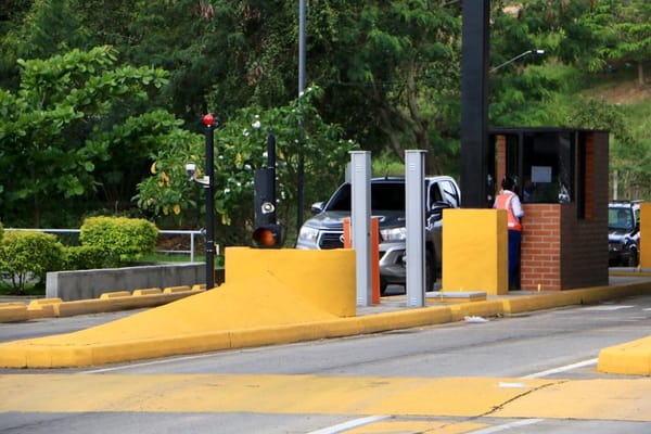 Habrá alumbrado público en la vía a Lebrija