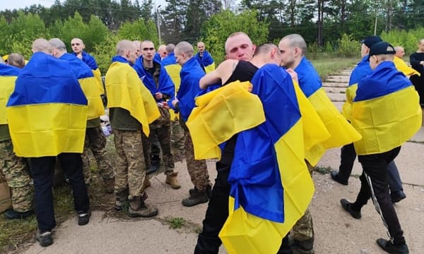 Rusia y Ucrania realizaron su primer canje de soldados menores de 25 años
