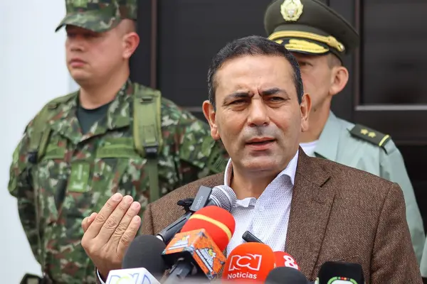Gobernador de Santander alza la voz por la educación rural y la infraestructura vial