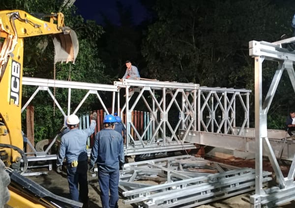 Puentes modulares restablecen la movilidad en Santander imagen de la publicación
