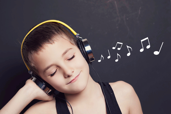 Bajar el volumen: la diferencia entre escuchar y oír imagen de la publicación