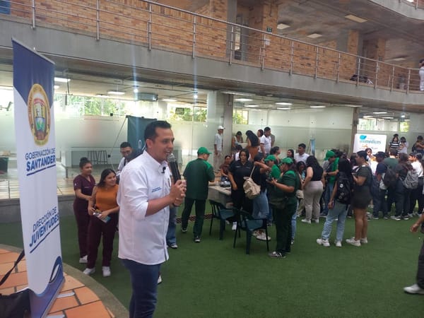 Santander se consolida como referente nacional en participación de jóvenes