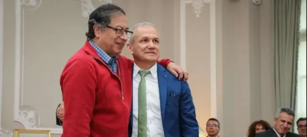 A Carlos Ramón González tan pronto lo pillen lo envían a prisión, juez ordenó su captura