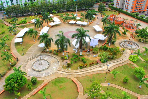 Establecerán orden y desalojan a ambulantes del Parque de las Cigarras en Bucaramanga