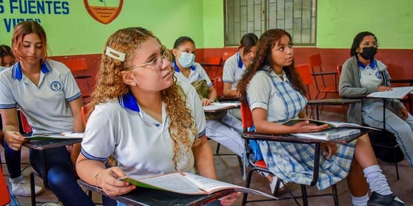 Cambiarían HORARIOS de clases en escuelas y colegios