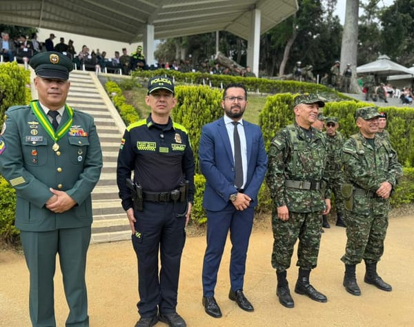 Alcaldía de Bucaramanga en conmemoración del Día del Ejército nacional