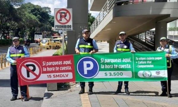 Centros comerciales escenarios de campañas del tránsito para concientizar a conductores