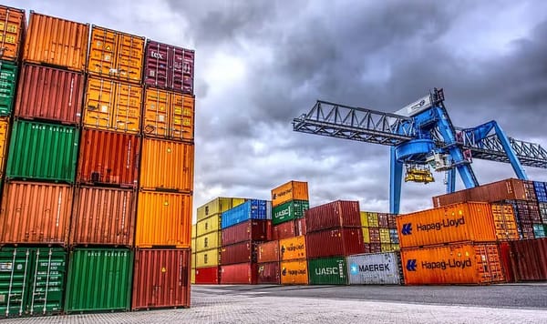 Empresas transportadoras de comercio internacional abandonadas por el Gobierno