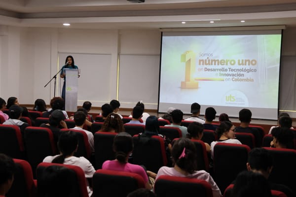 UTS da la bienvenida a estudiantes del segundo semestre