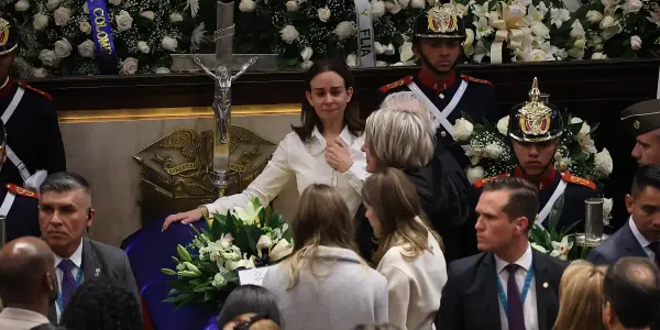 Presidente Petro NO asistió  a funerales de Miguel Uribe