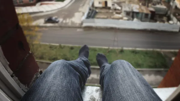Cuando hablar salva vidas: así es el “Código Dorado” la estrategia que busca frenar el suicidio en Colombia