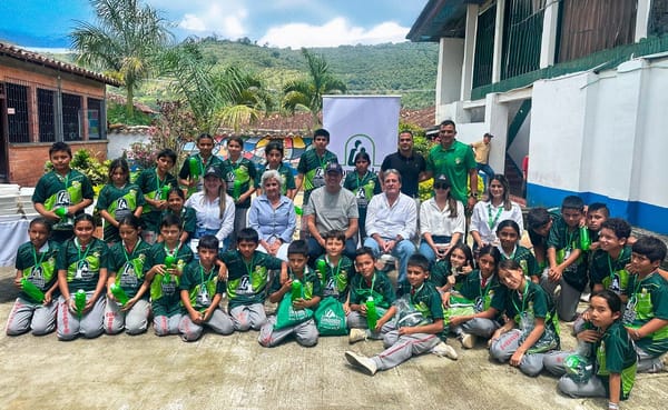Fútbol Social y Comunitario de Comfenalco Santander