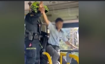 ¡Indignación! Policías confundieron una borrachera con un coma diabético