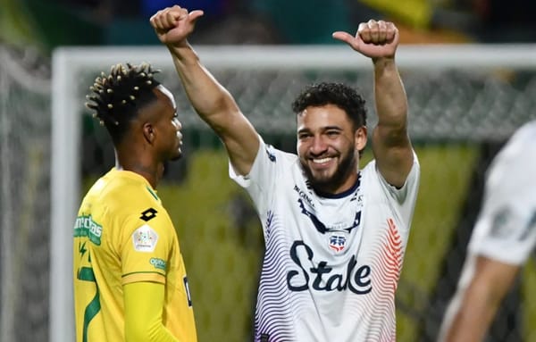 Bucaramanga cayó 2 - 1 ante Fortaleza y sigue de líder sin completarse la fecha