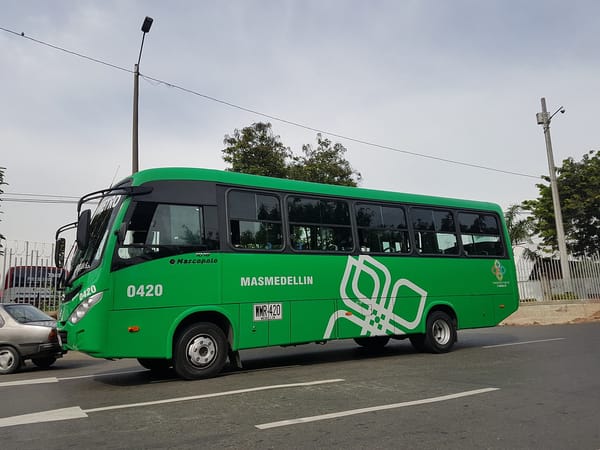Buses alquilados por Metrolínea arriban esta semana a la ’Ciudad Bonita’