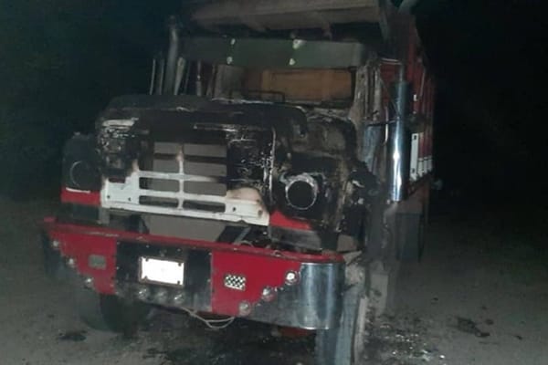 Continúa la quema de volquetas en Norte de Santander