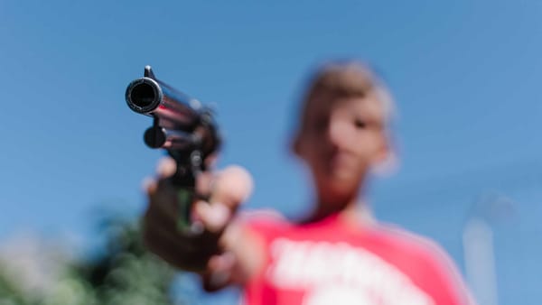 Ladrón atacó a la policía con un  arma de fuego y resultó herido en Bucaramanga