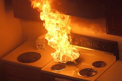 Incendio en apartamento de Floridablanca enciende alarmas
