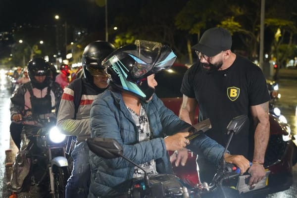 Pugna interna en Colombia Justa Libres por el aval al barbuchas