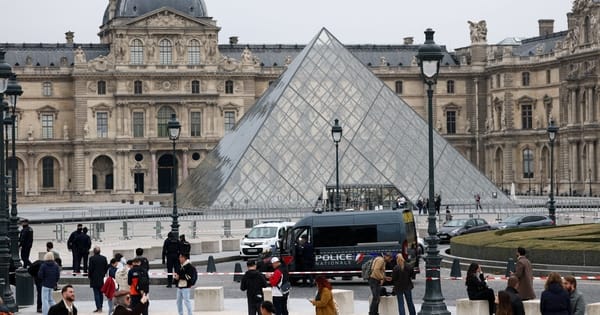 Robo en el Louvre: Francia admite fallos de seguridad y busca a los cuatro autores del atraco histórico