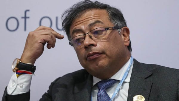 Presidente Petro enfrenta una dura ‘tormenta’ por escándalos judiciales