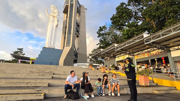 La Policía de Turismo refuerza la conciencia patrimonial durante la semana de receso escolar